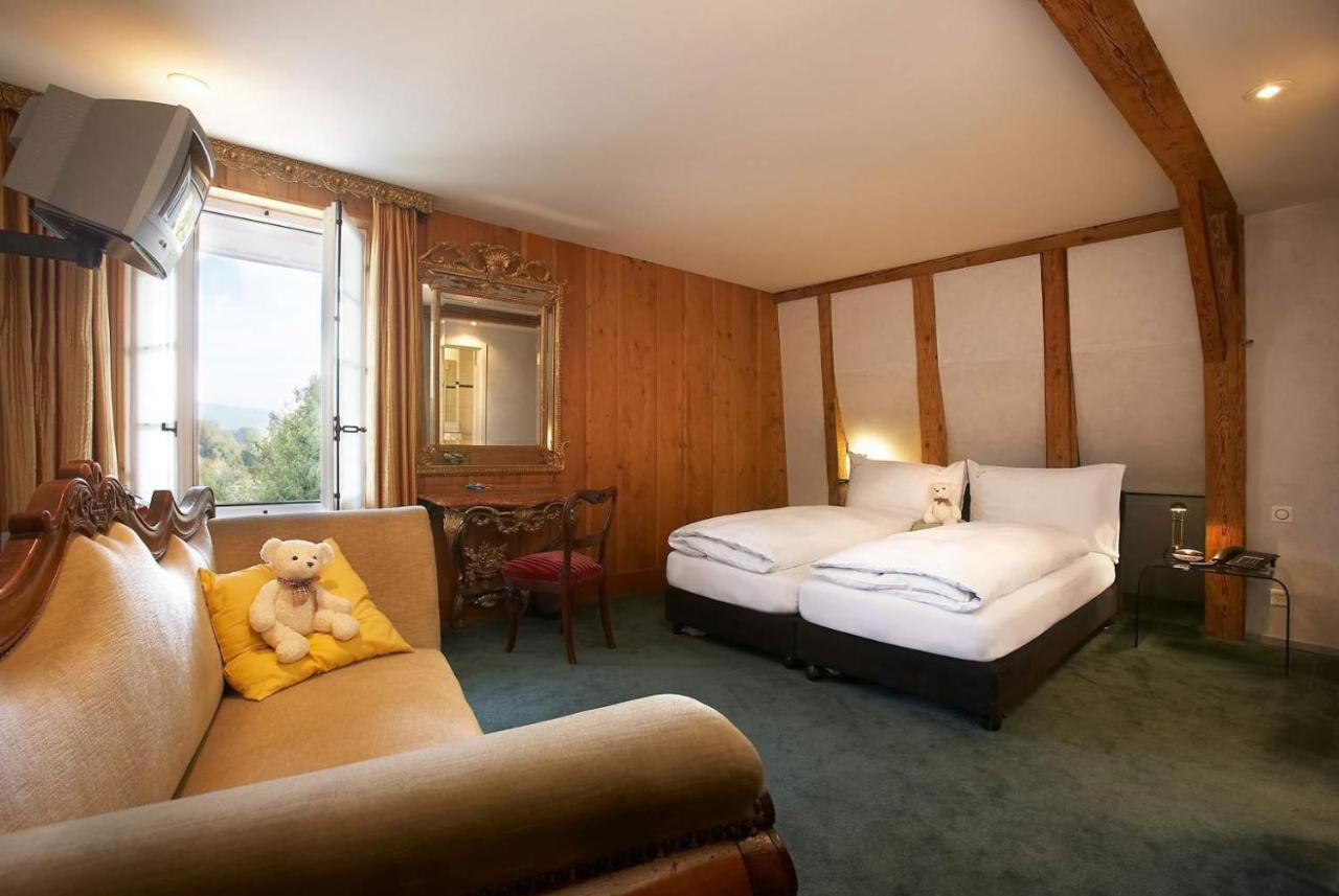 Romantik Hotel de L'Ours Sugiez Buitenkant foto
